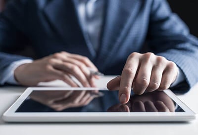 Attorneys & Technology: How to Serve Clients in the Digital Age (Infographic)